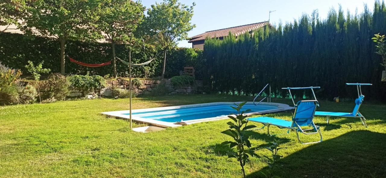 Vivienda El Olivo con piscina privada y jardín. Ayegui Exterior foto